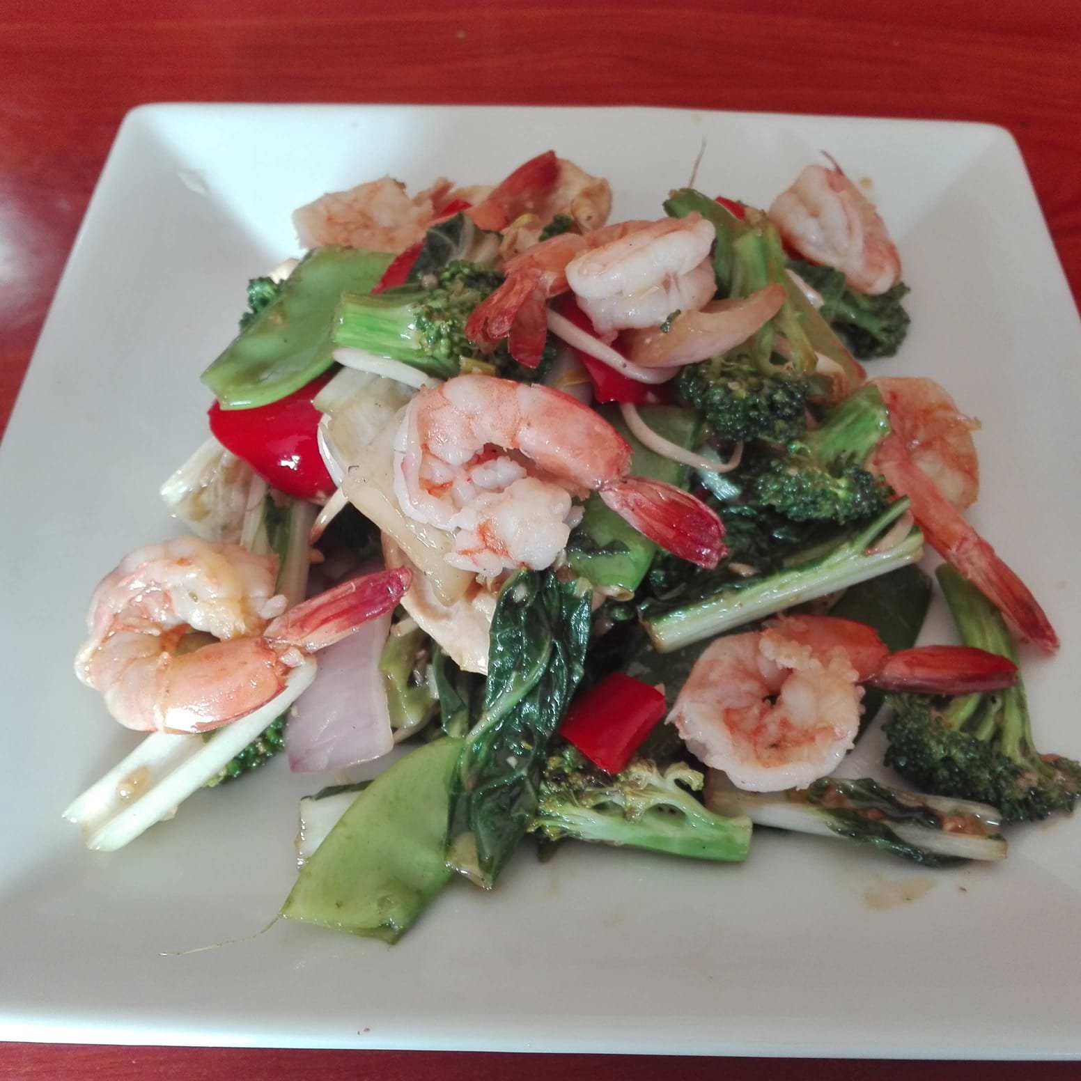 Especialidad de Nan Jing, restaurante familiar en Huacho